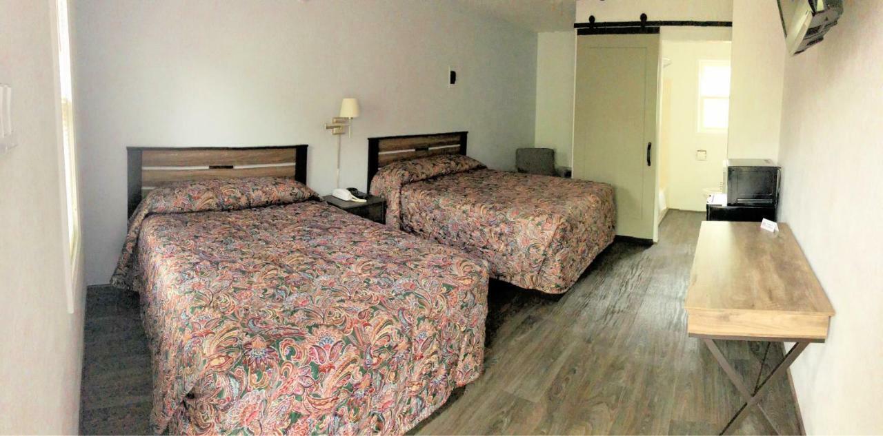 Sunset Motel Waterloo Экстерьер фото